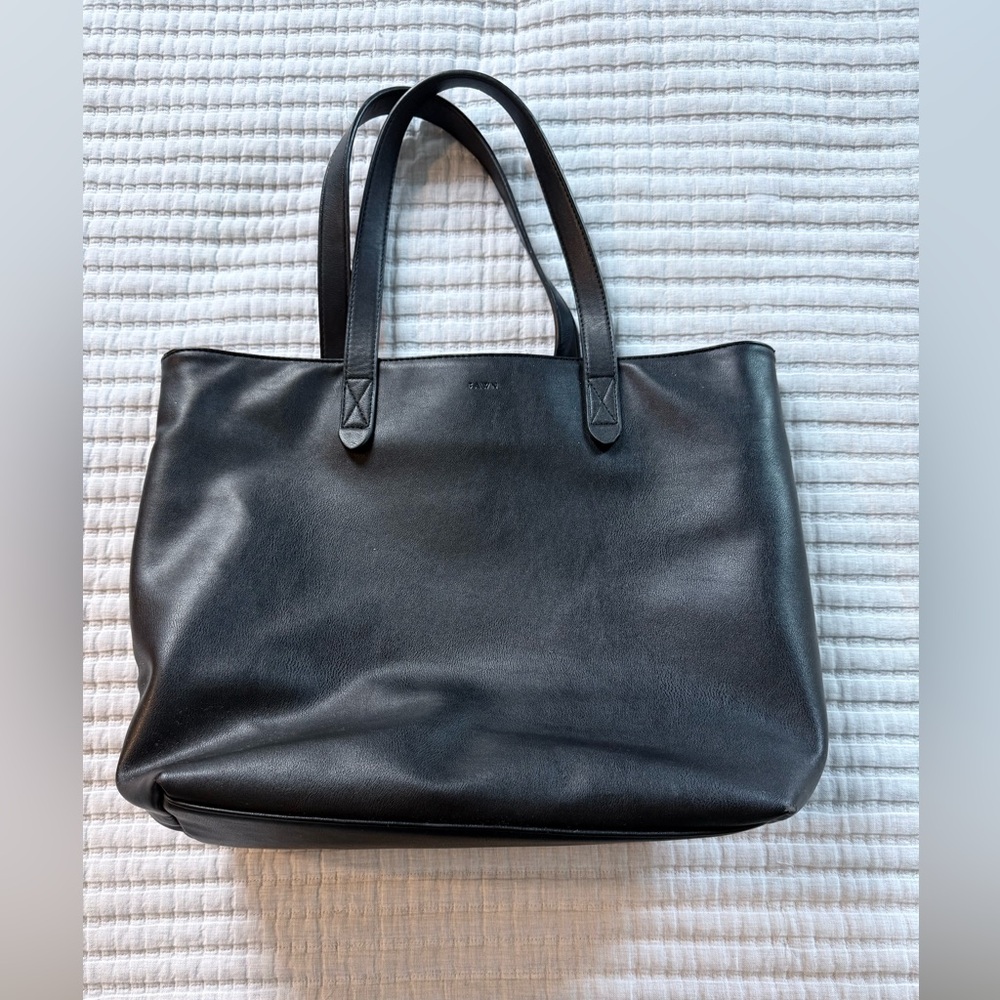 Fawn Design “The Tote” Leather Bag